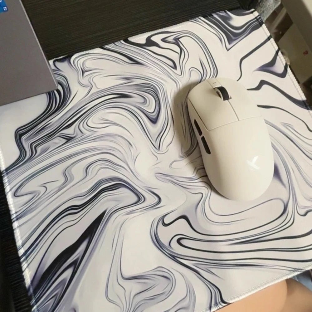 Gaming Mousepad 450 x 400 mm — Tyk & Præcis